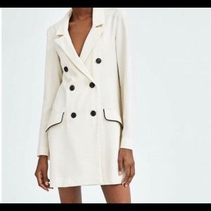 Zara  white double breasted blazer size M